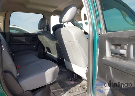 2020 Ram 1500 Classic Tradesman 4X2 5'7 Box z USA, uszkodzony, nr VIN 3C6RR6KG4LG186269